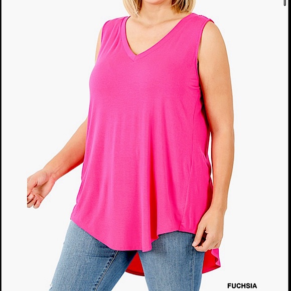 ZENANA
Sleeveless V-neck Hi-Low Hem Tank Top - Picture 12 of 12